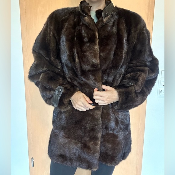 Brown real fur coat CUSTOM MADE - Picture 2 of 6